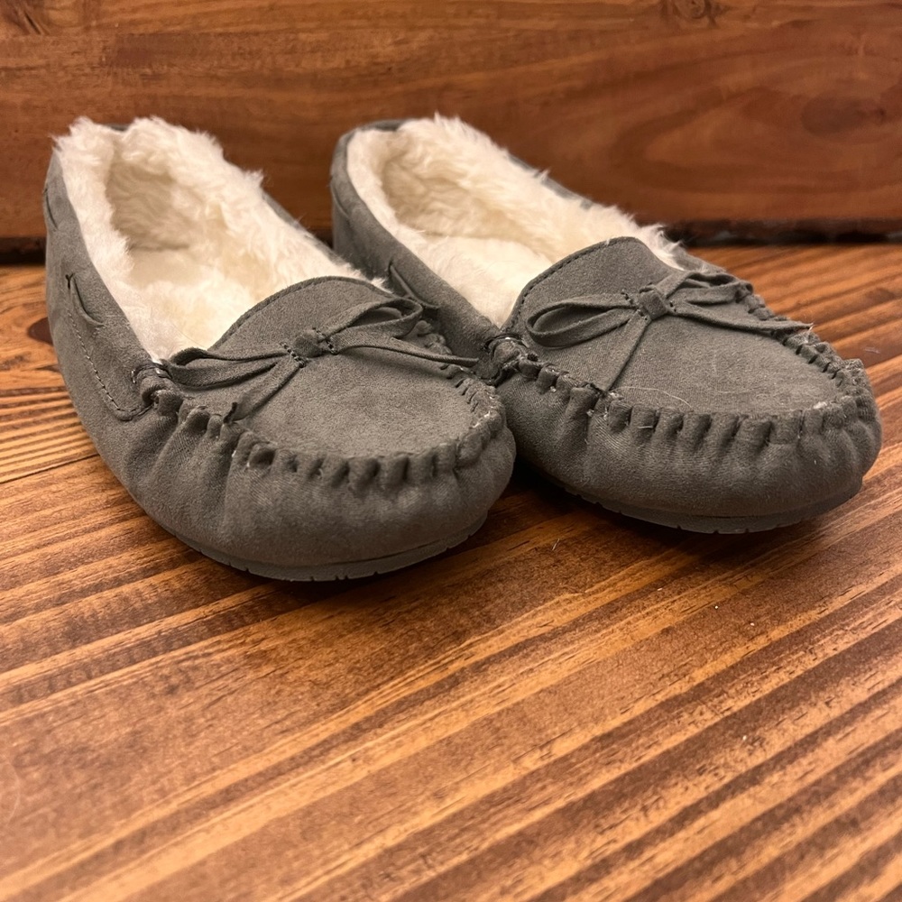 Girls Moccasins Grey